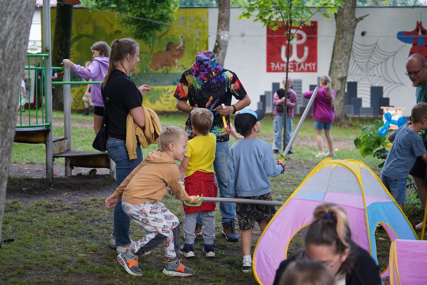 Bawiące się dzieci