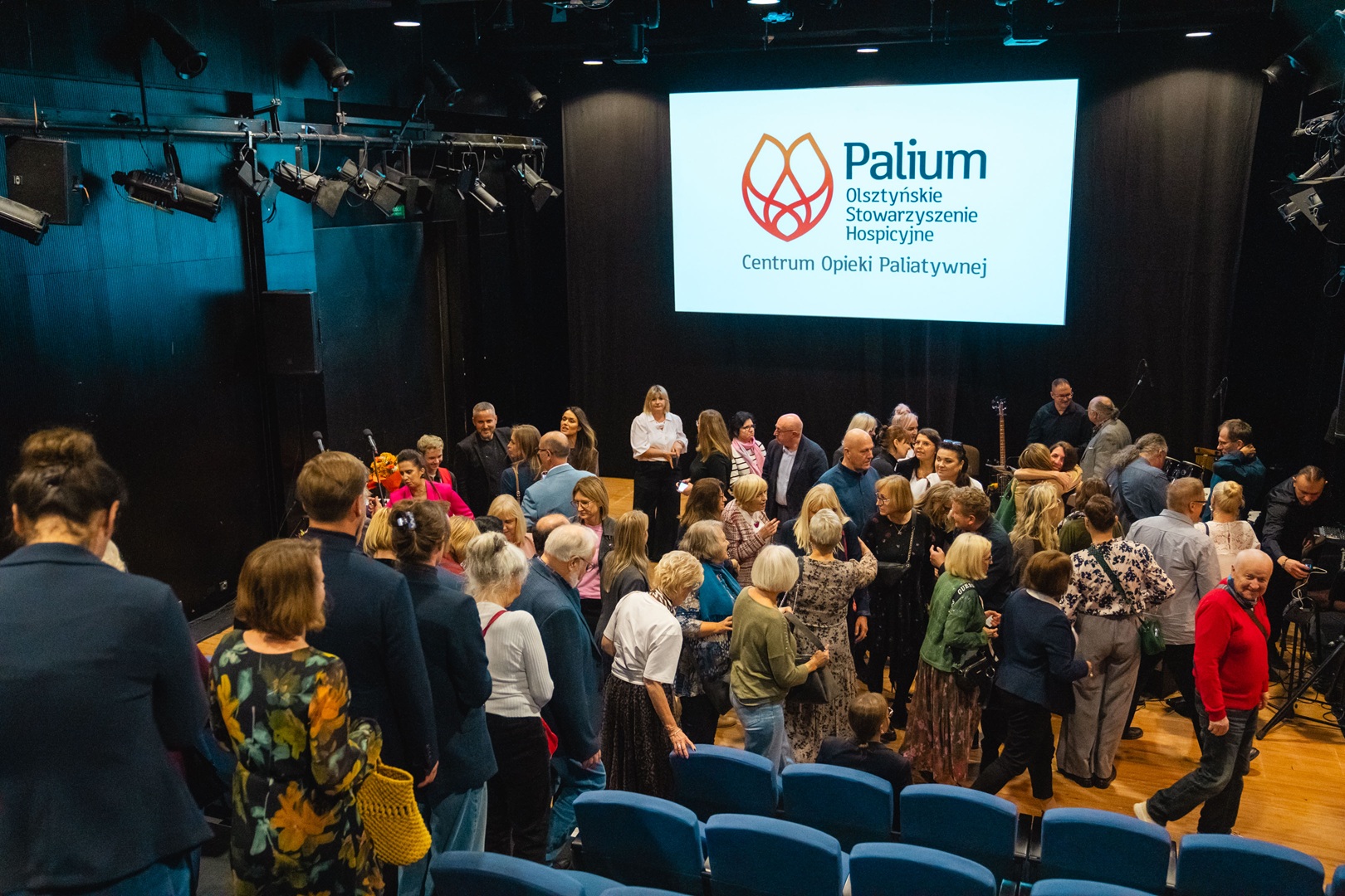 Sala pracownicy i przyjaciele hospicjum