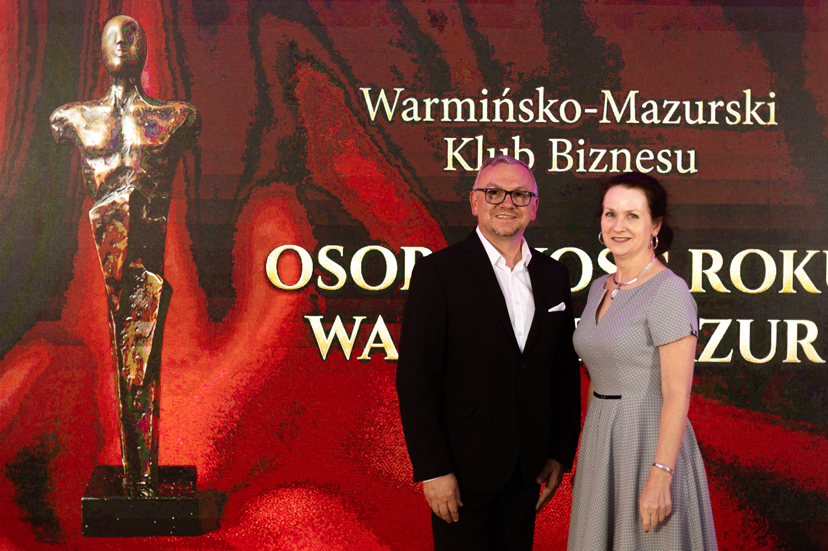 Zdjęcie Pani Prezes Katarzyny Siemaszko z prezesem klubu