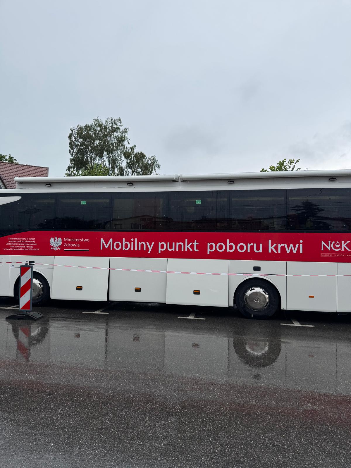 Zdjęcie autobusu krwiodawstwa