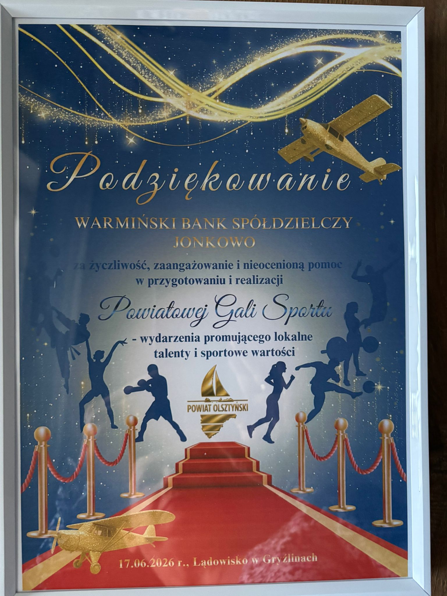 Zdjęcie pionowe sportowców z Gminy Jonkowo