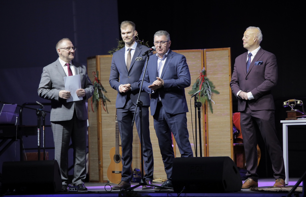 Organizatorzy na scenie