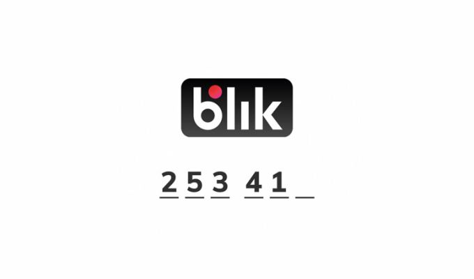 Baner prezentujący wpisywanie kodu BLIK